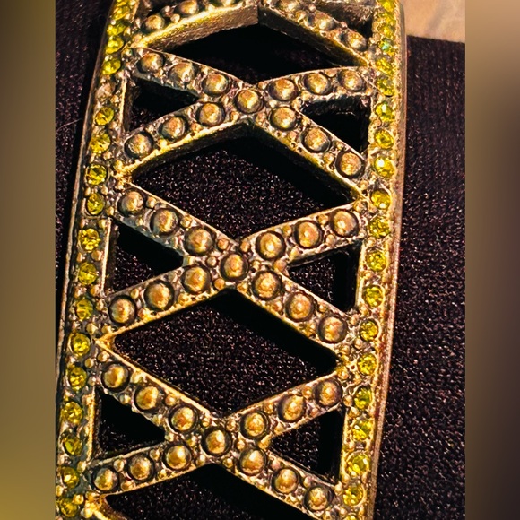 Heidi Daus PeekaBoo Watch. Encrusted SwarovskiCrystals. Vibrant Gem Stone Colors - Picture 9 of 13